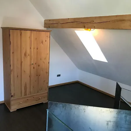 Blackbird's Nest Apartman *